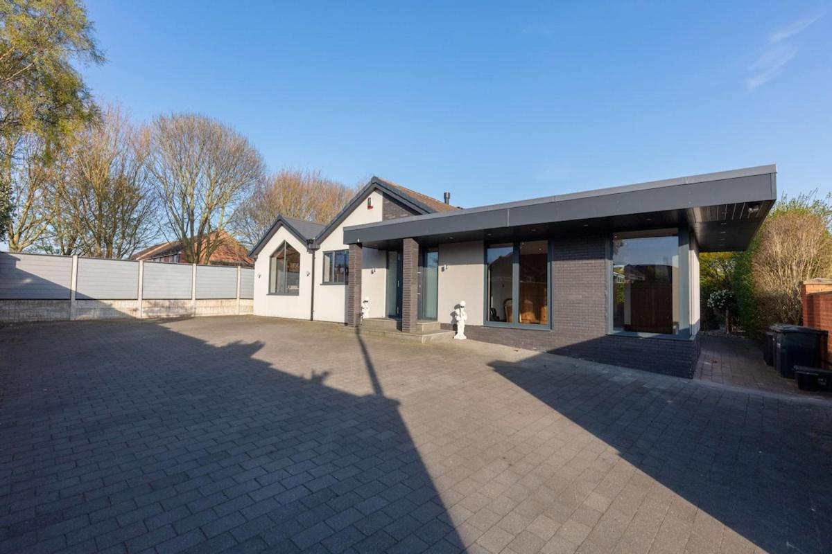 Lt Luxury Let Holiday home *