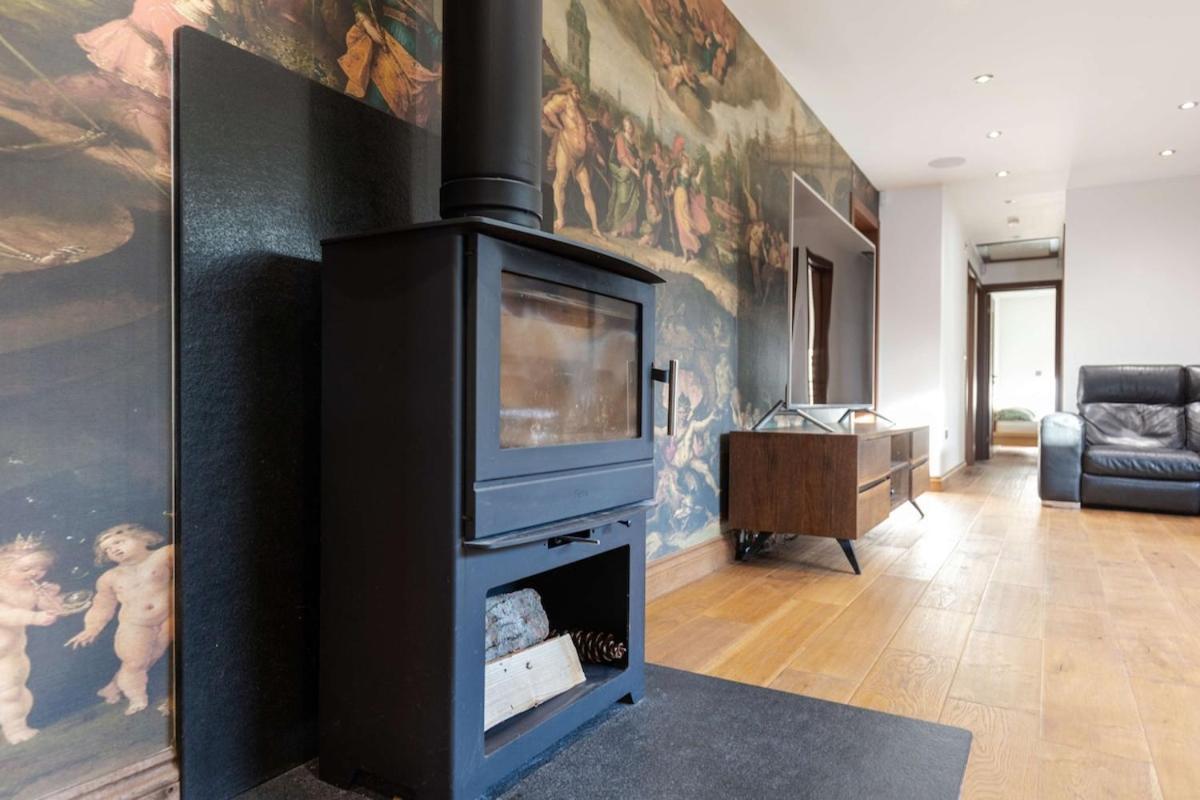 Lt Luxury Let Holiday home Nottingham