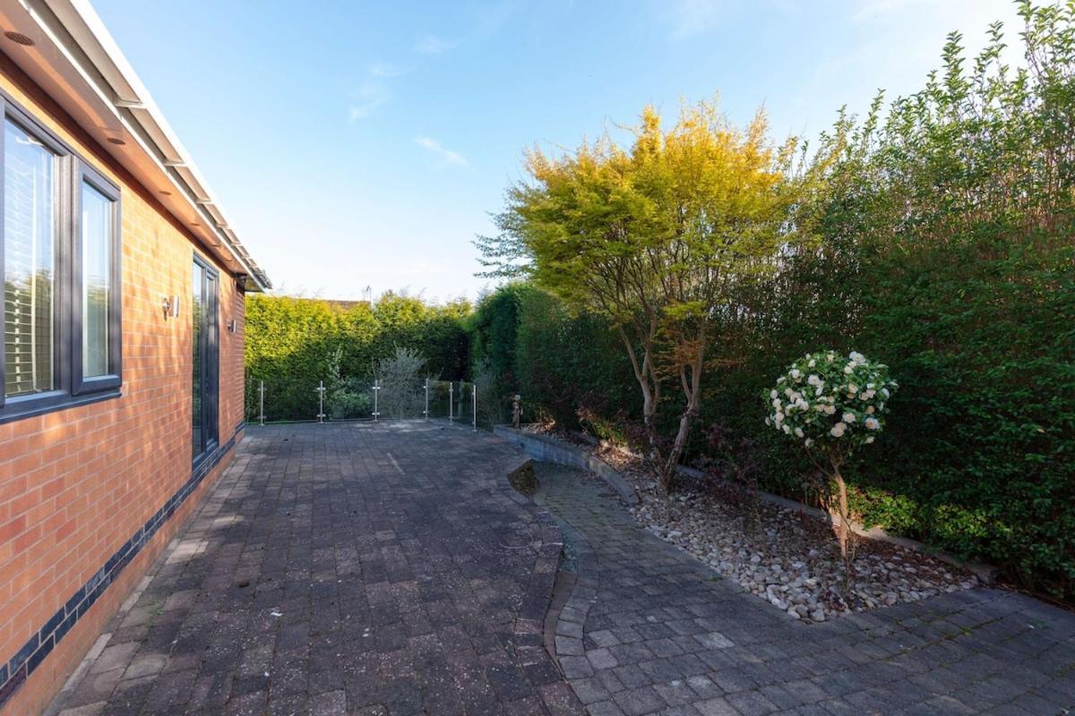 Lt Luxury Let Holiday home