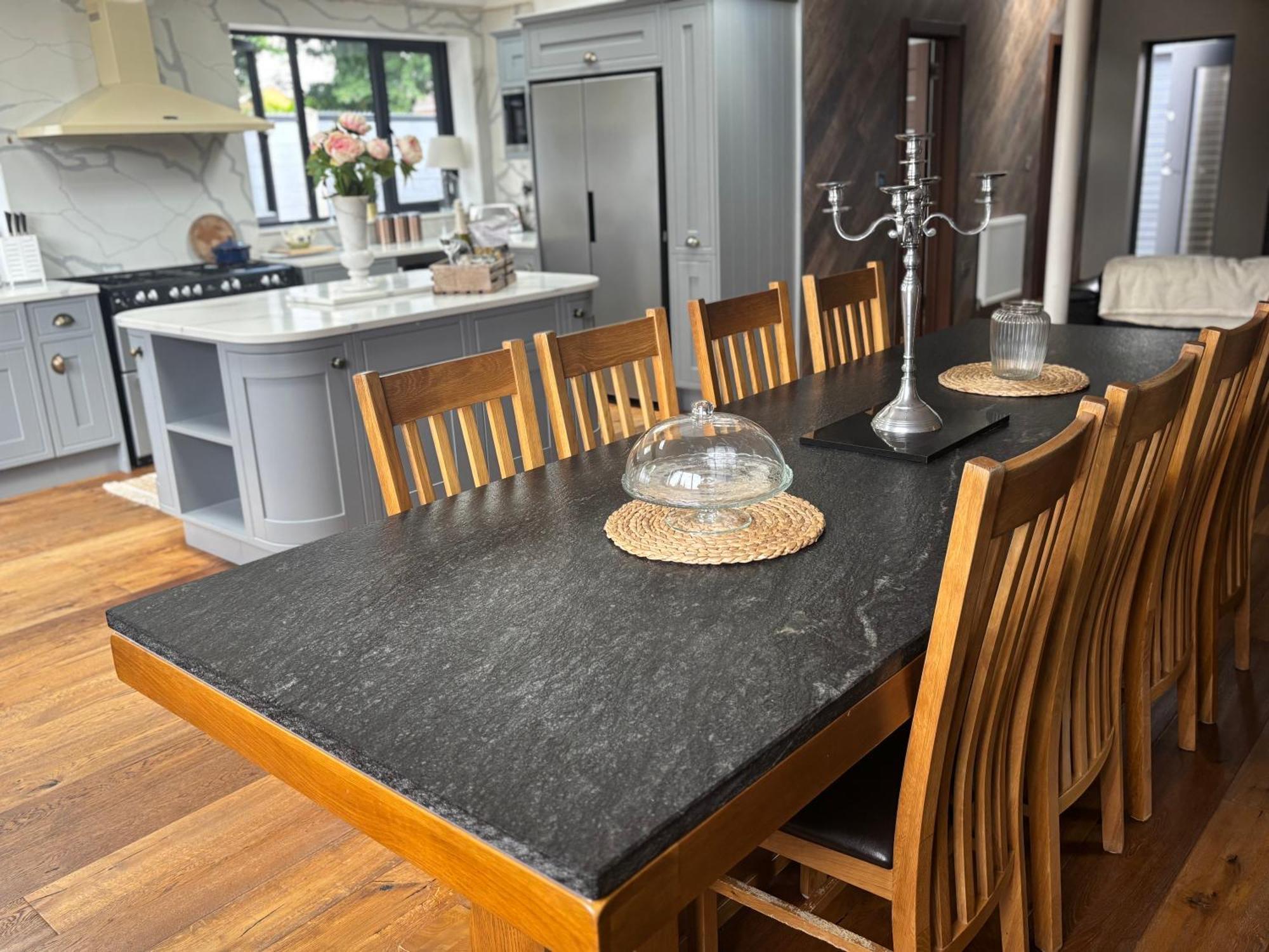Lt Luxury Let Holiday home
